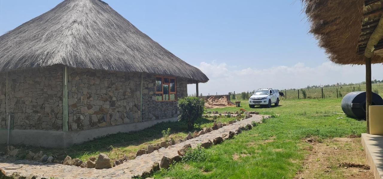 Le Tai Village Resort Near Solio Game Reserve Mweiga Esterno foto