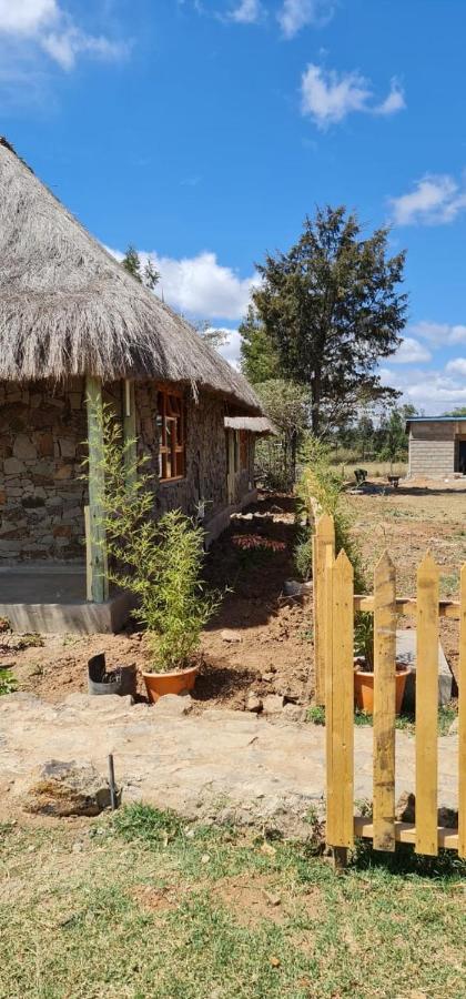 Le Tai Village Resort Near Solio Game Reserve Mweiga Esterno foto