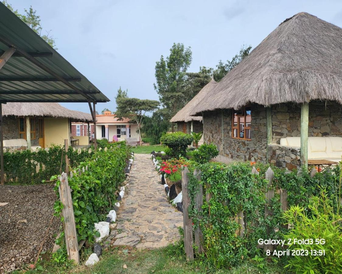 Le Tai Village Resort Near Solio Game Reserve Mweiga Esterno foto