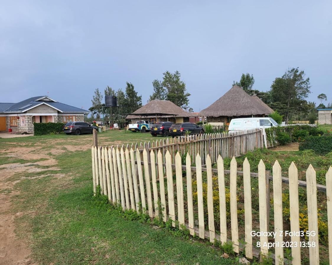 Le Tai Village Resort Near Solio Game Reserve Mweiga Esterno foto